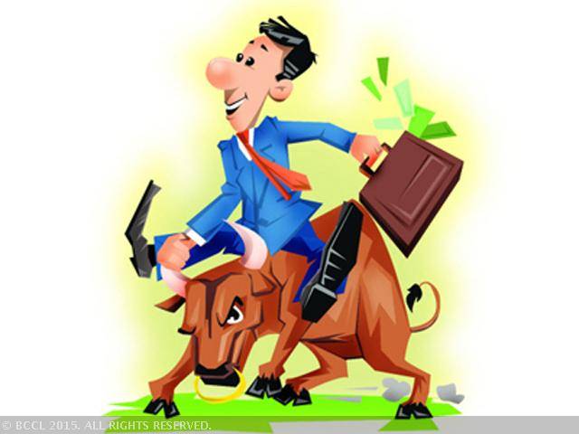 U.S. Weekly Jobless Claims Fall; Layoffs Hit 21-Year Low In June